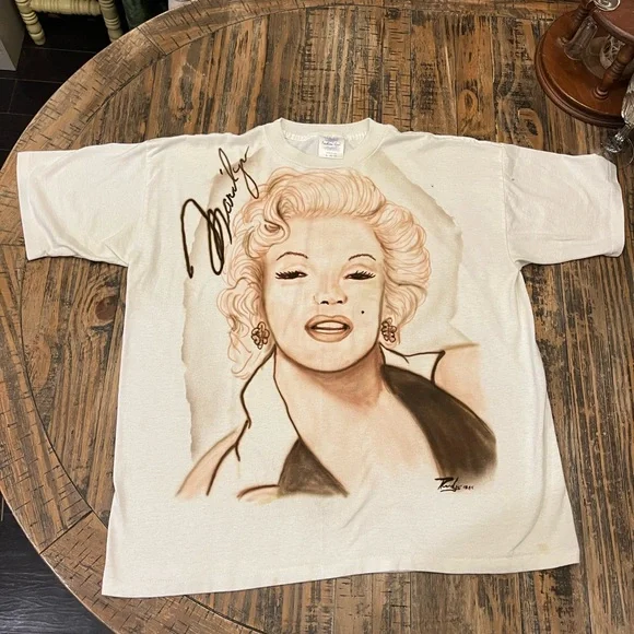 Vintage One of a Kind Airbrush Marilyn Shirt - Picture 6 of 10